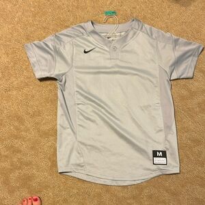 NWOT dri-fit Nike shirt